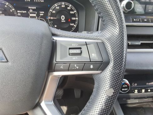 Used 2022 Mitsubishi Outlander SE AWD/4WD image 24