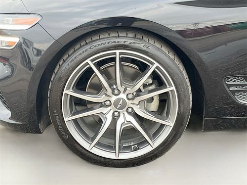 Used 2022 Genesis G70 2.0T w/ Prestige Package image 33