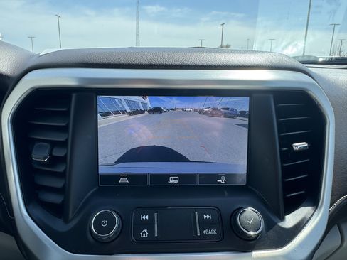 Used 2021 GMC Acadia SLT w/ Preferred Package AWD/4WD image 22