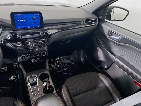 Used 2024 Ford Escape ST-Line image 21