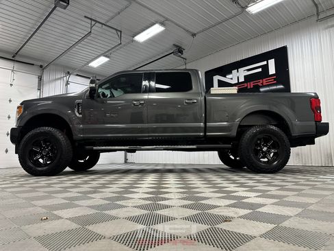 Used 2019 Ford F250 Lariat w/ Lariat Ultimate Package image 10