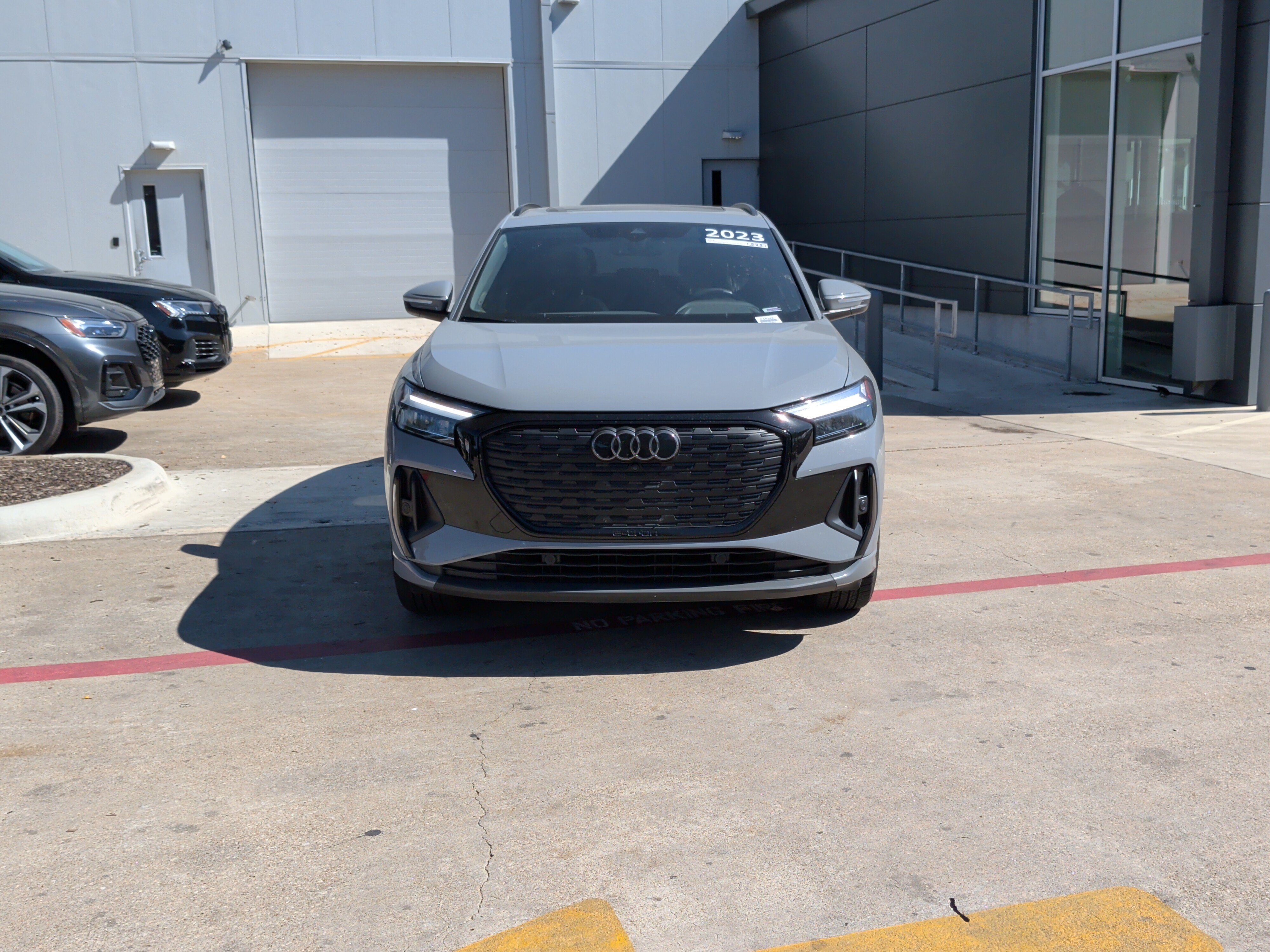 Used 2023 Audi Q4 e-tron Premium Plus AWD/4WD image 3