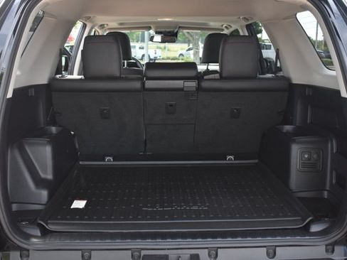 Used 2021 Toyota 4Runner Venture w/ Moonroof Package AWD/4WD image 16