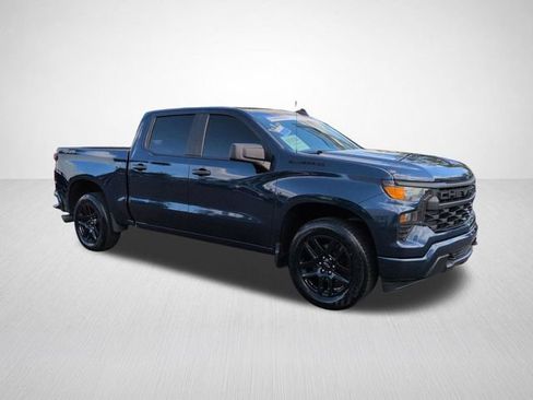 Used 2023 Chevrolet Silverado 1500 Custom w/ LPO, Dark Essentials Package AWD/4WD image 4