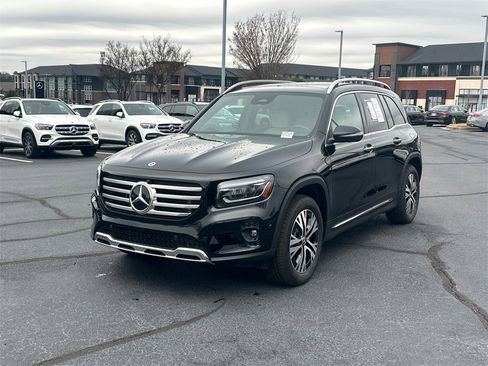 Certified 2025 Mercedes-Benz GLB 250 image 3