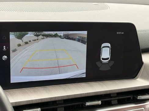 Used 2024 Kia Telluride EX w/ EX Captain's Chair Package image 18