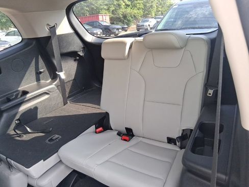 Certified 2023 Kia Telluride EX w/ EX Captain's Chair Package FWD image 14