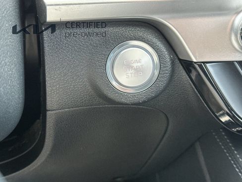 Certified 2023 Kia Telluride EX w/ EX Captain's Chair Package FWD image 25