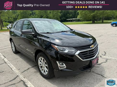 Used 2021 Chevrolet Equinox LS w/ LS Convenience Package AWD/4WD image 1