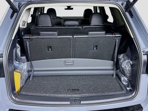 New 2026 Volkswagen Atlas SEL Premium R-Line image 28