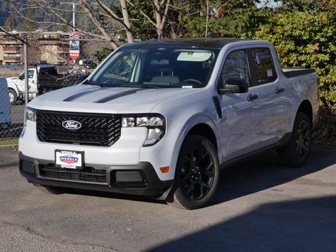 New 2026 Ford Maverick XLT w/ Equipment Group 301A image 2