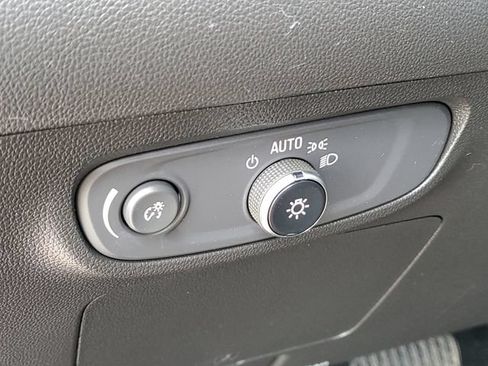 Certified 2024 Buick Encore GX Sport Touring w/ Comfort Package FWD image 9