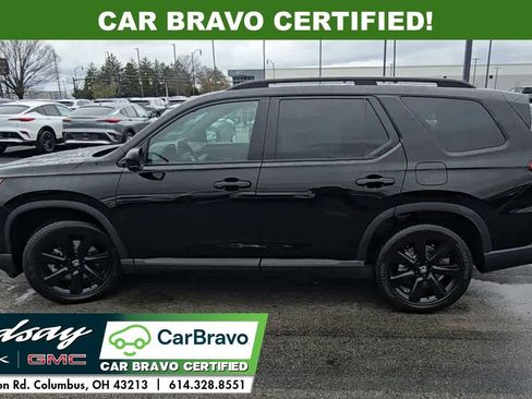 Used 2025 Honda Pilot Black Edition image 6