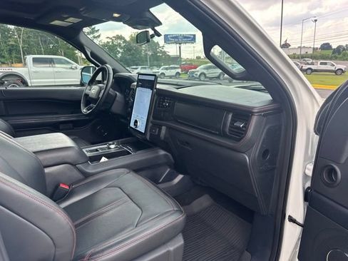 Used 2024 Ford Expedition Max Limited RWD image 15