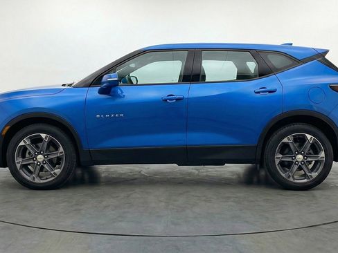 Used 2025 Chevrolet Blazer LT FWD image 5