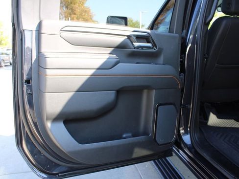 Used 2024 GMC Sierra 2500 AT4 w/ AT4 Premium Plus Package image 26