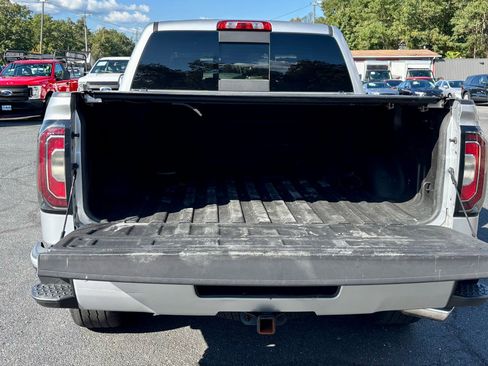 Used 2018 GMC Sierra 1500 Denali w/ Denali Ultimate Package image 10