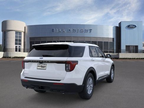 New 2025 Ford Explorer Active RWD image 8