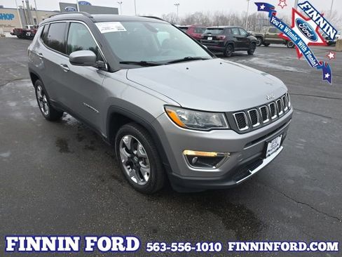 Used 2019 Jeep Compass Limited w/ Safety & Security Group image 1