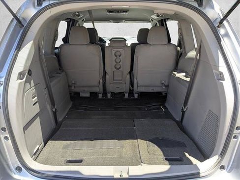 Used 2016 Honda Odyssey SE image 7