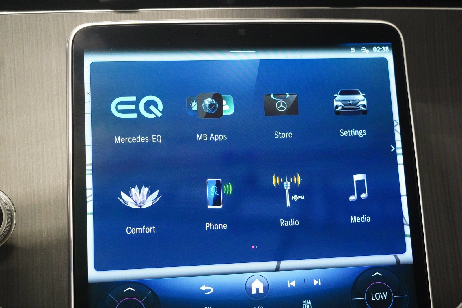 Certified 2025 Mercedes-Benz EQE 350+ 4MATIC SUV image 22