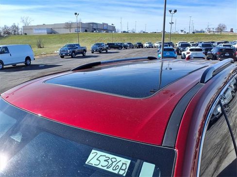 Used 2024 GMC Acadia Denali w/ Super Cruise Package image 36