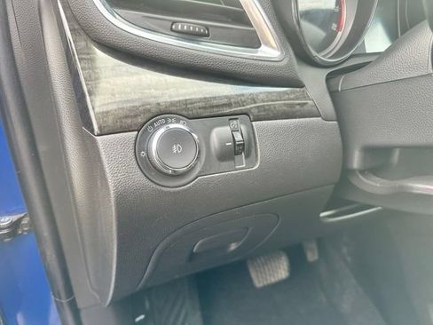 Used 2016 Buick Encore Convenience FWD image 26