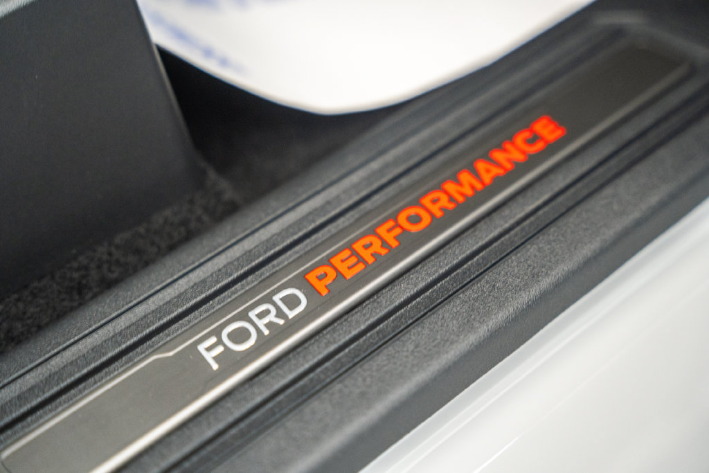 New 2026 Ford Bronco Raptor w/ Interior Carbon Fiber Pack AWD/4WD image 45