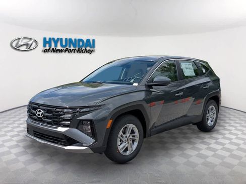 New 2026 Hyundai Tucson SE FWD image 1