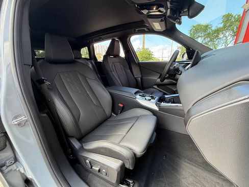 Used 2025 BMW X3 xDrive30i w/ Premium Package image 31