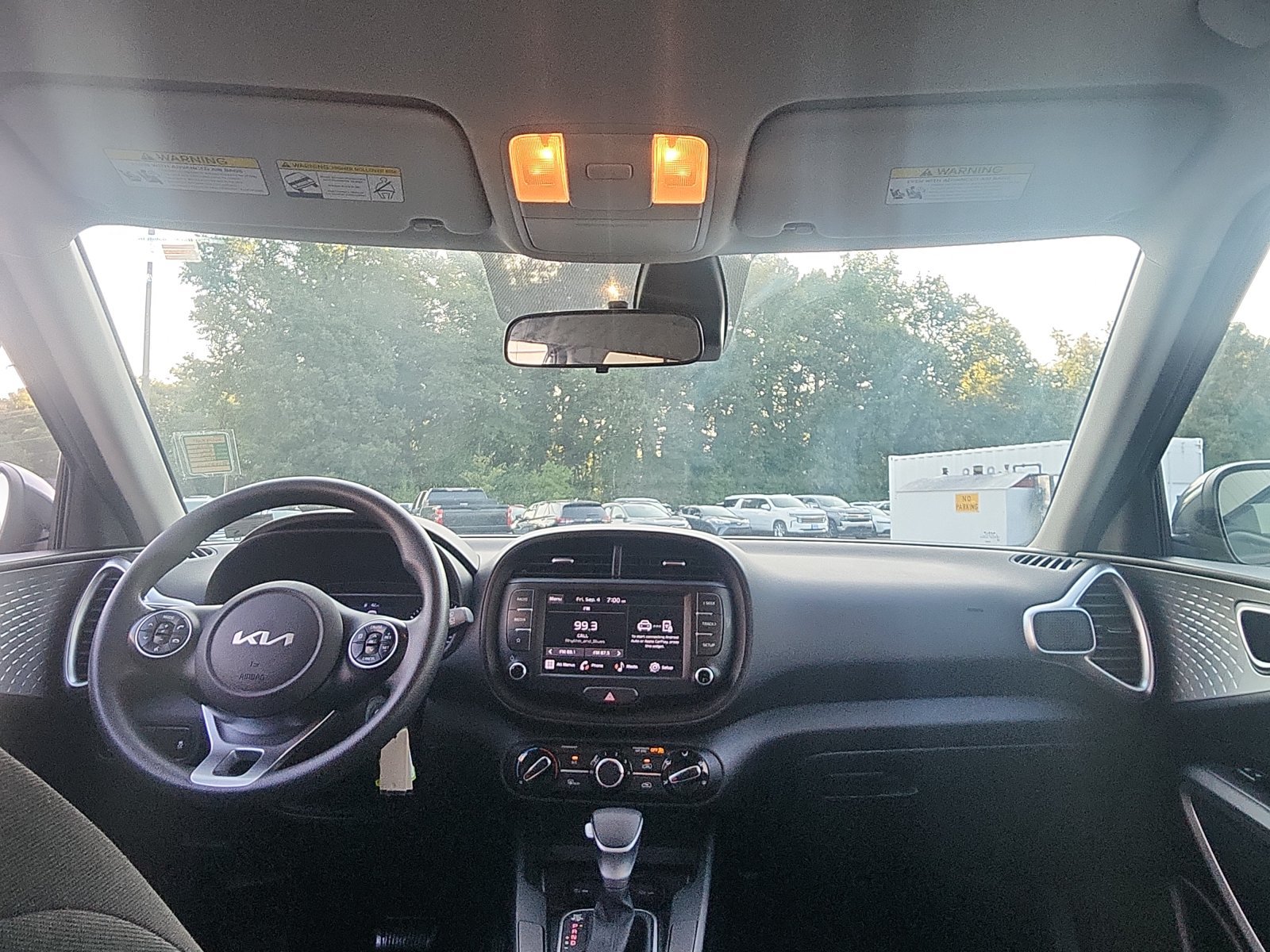 Used 2022 Kia Soul LX w/ Technology Package FWD image 24