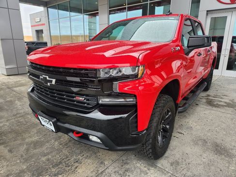Used 2020 Chevrolet Silverado 1500 LT Trail Boss AWD/4WD image 6