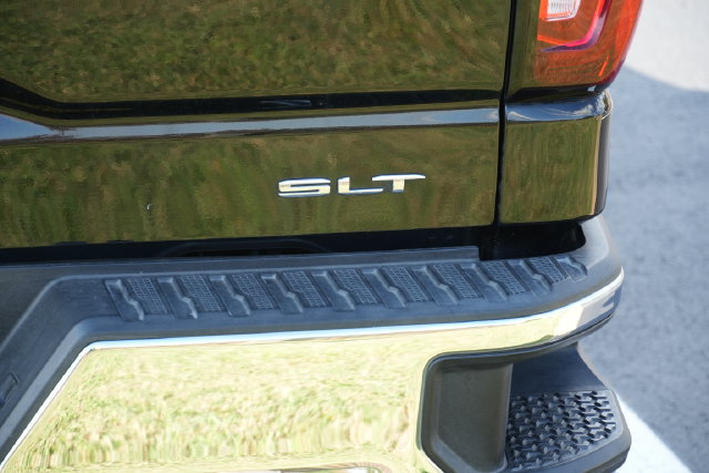 Used 2021 GMC Sierra 1500 SLT w/ SLT Premium Package AWD/4WD image 20