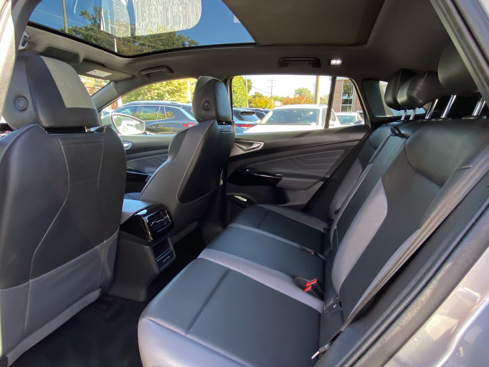 Used 2023 Volkswagen ID.4 Pro S AWD/4WD image 20