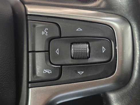 Used 2021 Chevrolet Suburban Premier w/ Premium Package image 14