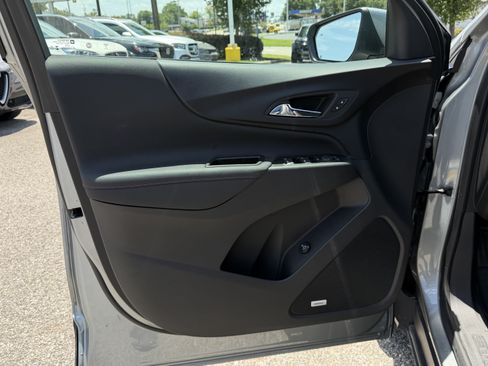 Used 2023 Chevrolet Equinox RS w/ RS Leather Package FWD image 14