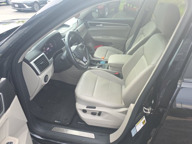 Used 2021 Volkswagen Atlas SEL w/ MDO Package (Bench Seat) AWD/4WD image 13