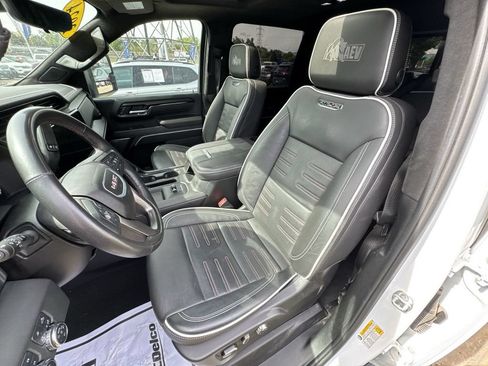 Certified 2025 GMC Sierra 2500 AT4X w/ AT4X AEV Edition AWD/4WD image 22