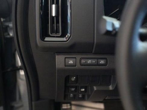 New 2025 Nissan Frontier PRO-4X image 10