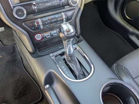 Used 2015 Ford Mustang GT Premium image 25