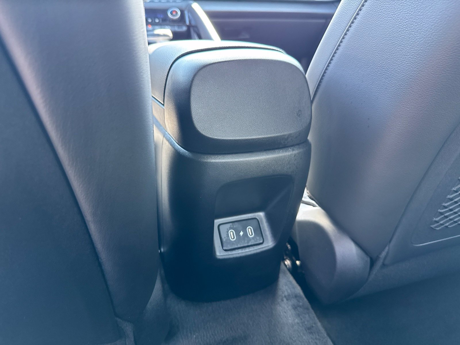 Certified 2026 Hyundai Elantra Limited FWD image 15