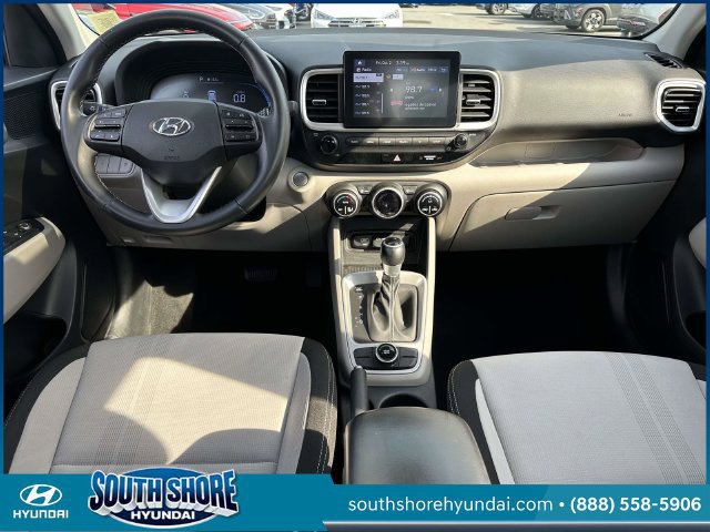 Certified 2024 Hyundai Venue SEL FWD image 15