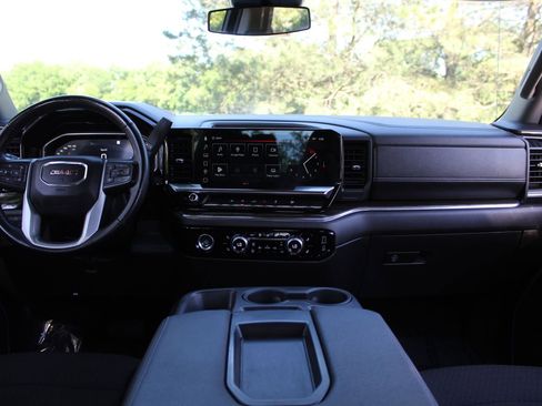 Used 2023 GMC Sierra 1500 Elevation AWD/4WD image 11