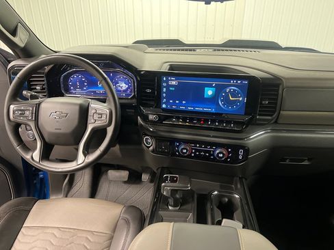Certified 2024 Chevrolet Silverado 1500 ZR2 w/ Technology Package AWD/4WD image 17