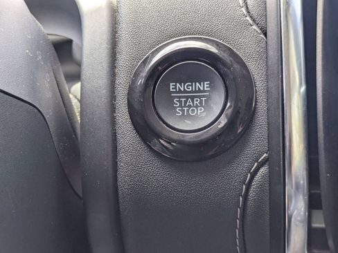 Used 2025 Ford Expedition Platinum AWD/4WD image 23