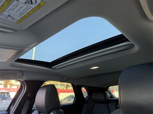 Used 2024 MAZDA CX-30 AWD 2.5 S w/ Premium Package image 25