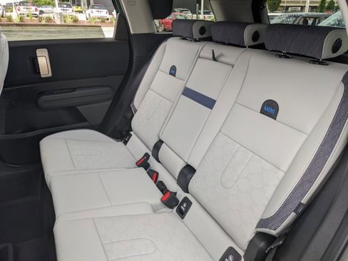 Used 2025 MINI Cooper Countryman S w/ Comfort Package Max image 16