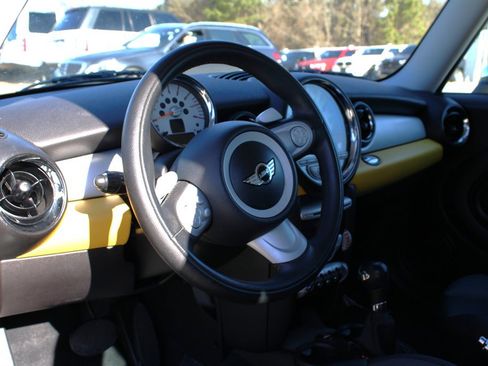 Used 2008 MINI Cooper Clubman Hardtop image 12