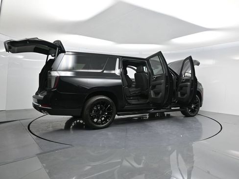 New 2026 Chevrolet Suburban High Country w/ LPO, Get Active Package RWD image 4