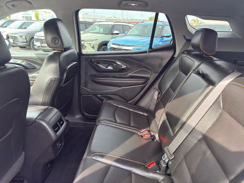 Certified 2023 GMC Terrain AT4 w/ Infotainment Package II AWD/4WD image 32